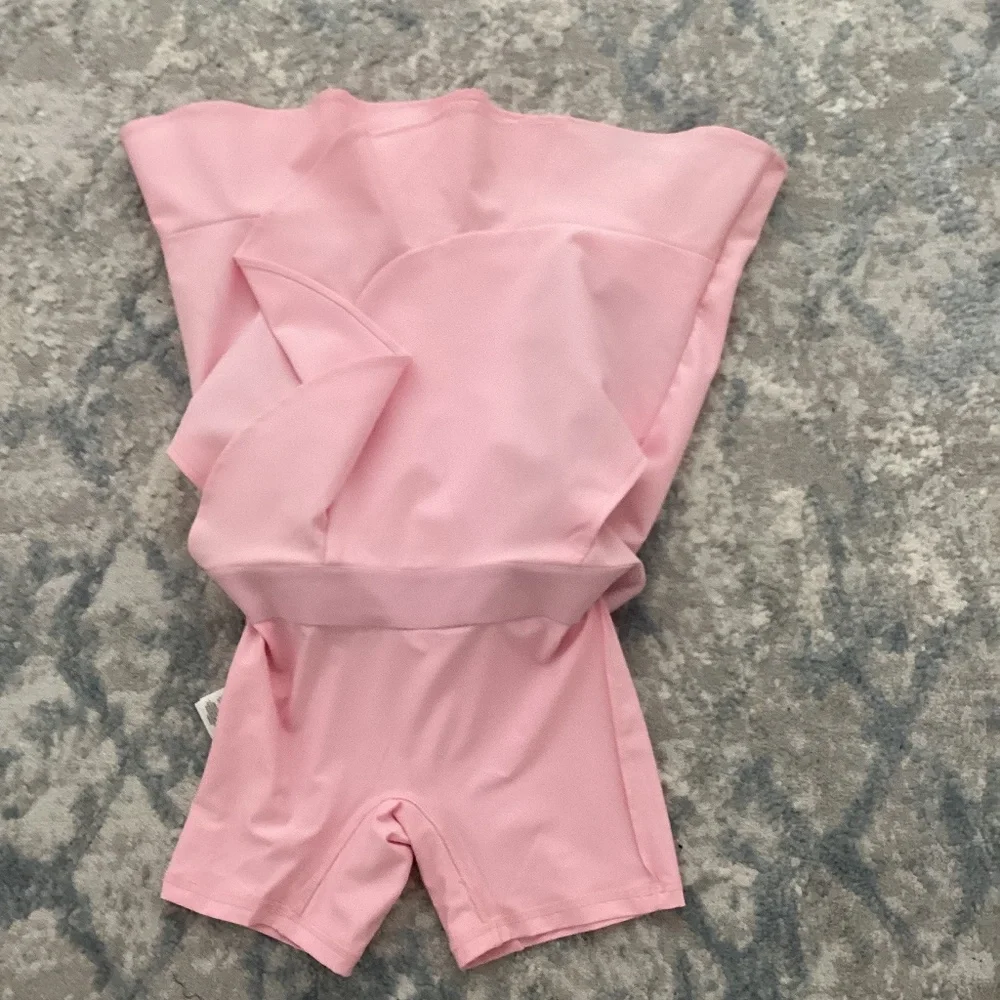 NEW POLO GOLF Ralph Lauren Flounce Solid Pink Ruffled Skort Skirt Womens Sz S